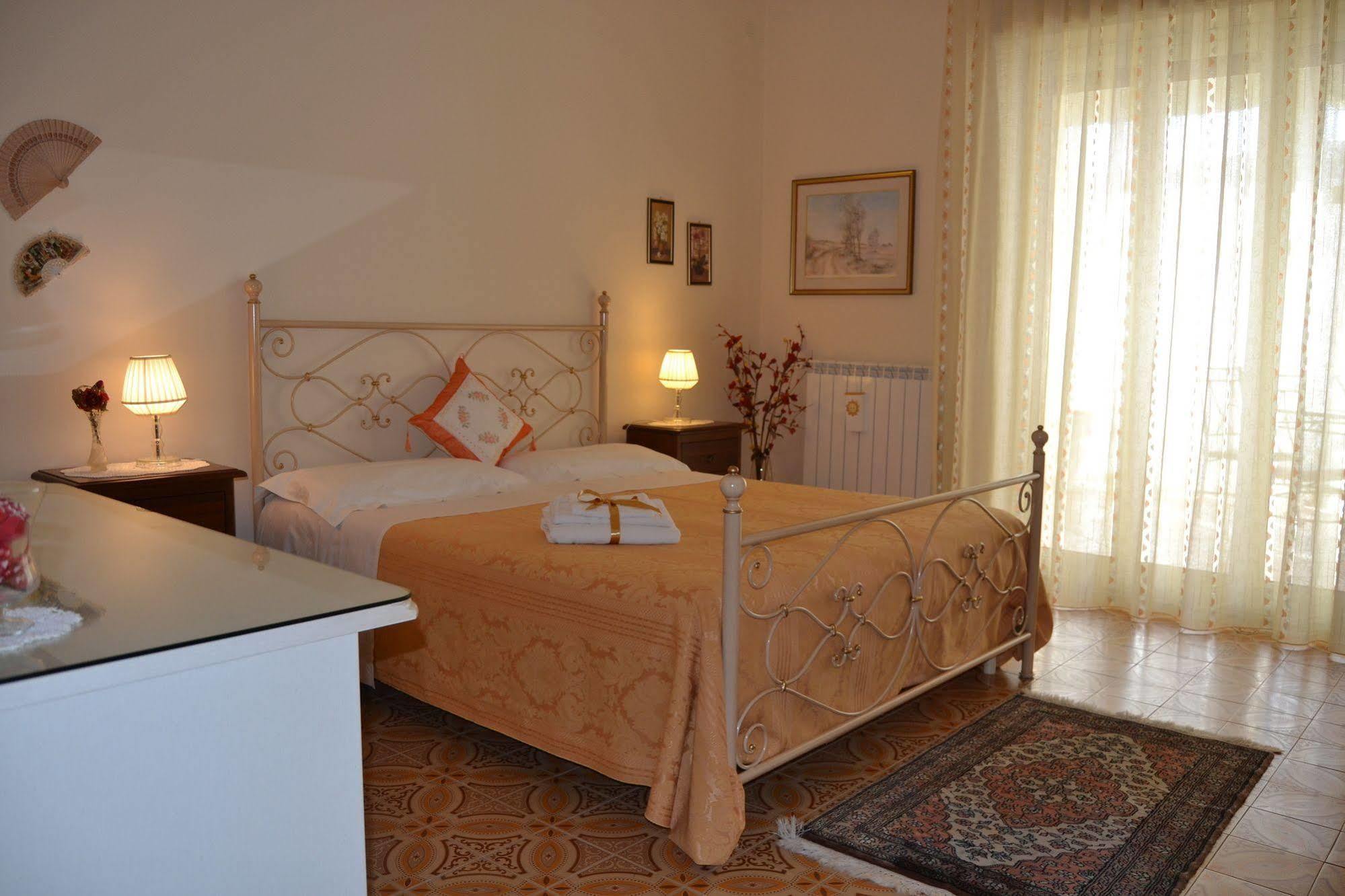 Bed & Breakfast Marena Sant'Agata Li Battiati Екстериор снимка