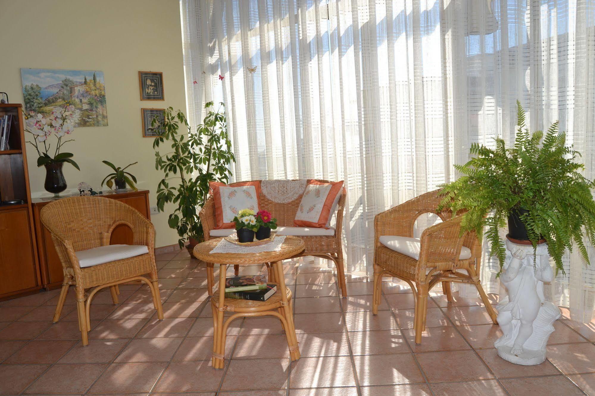 Bed & Breakfast Marena Sant'Agata Li Battiati Екстериор снимка